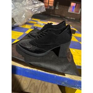 Boldfit Heels Black Size 39